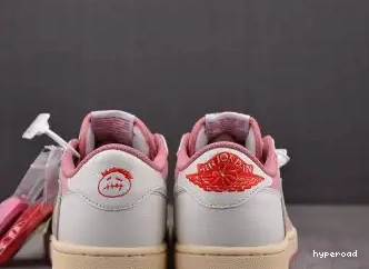 Hyperoad Jordan Air Low OG x Travis Scott 1 0612